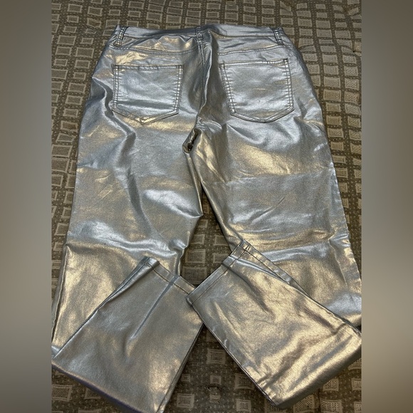Silver pants 🎁 - Picture 5 of 5